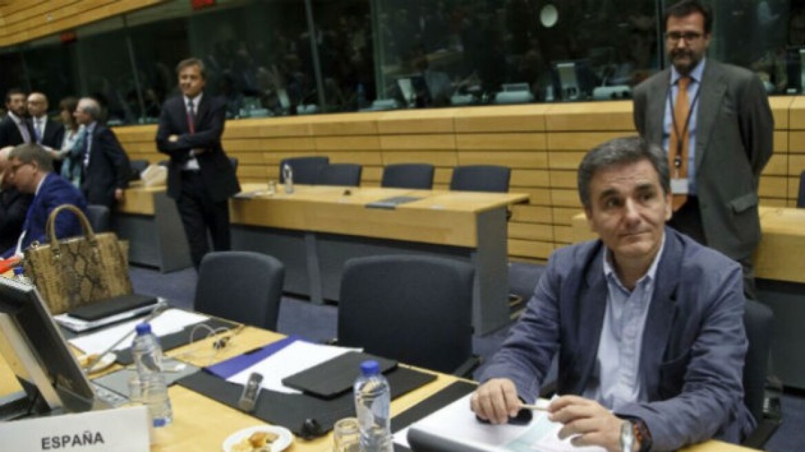 Eurogroup: Δύσκολος για τον Τσακαλώτο ο στόχος εξασφάλισης της δόσης